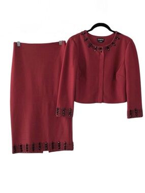 🩸Bebe Two piece Cropped Blazer and Skirt❣️